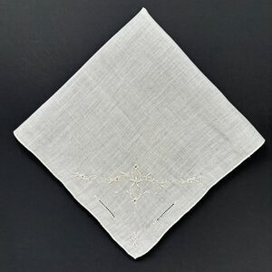 Embroidered Floral Wedding Bride Handkerchief Linen Cottage Core Granny Vtg READ